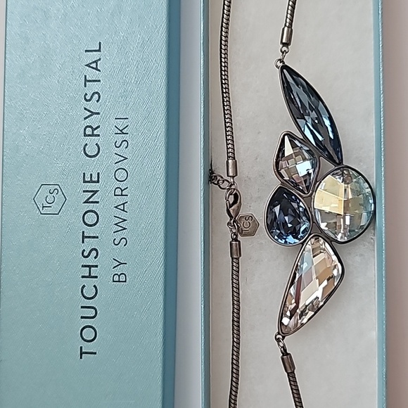 Partly Cloudy Necklace - Picture 3 of 4